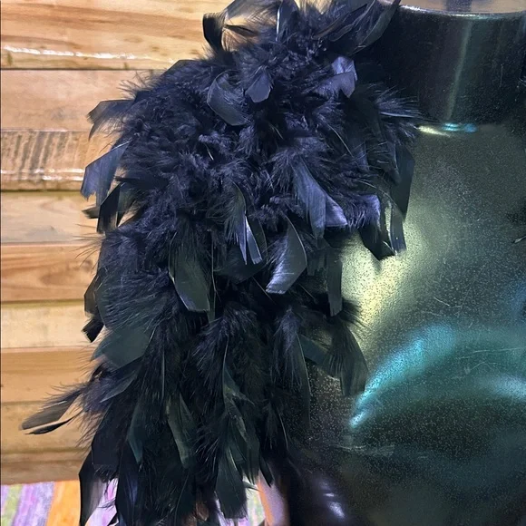 Black feathered bolero with sheer sleeves, vintage, Labelle, sz S GUC - Picture 3 of 9